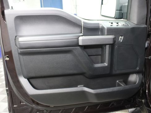 Used 2020 Ford F150 XLT w/ Equipment Group 302A Luxury AWD/4WD image 60