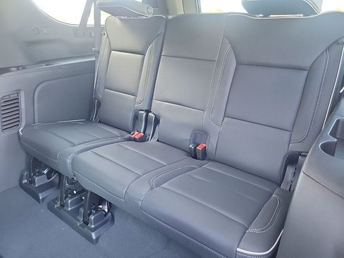 New 2026 GMC Yukon XL Elevation image 12