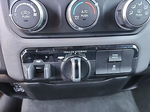 Certified 2023 RAM 1500 Big Horn w/ Trailer Tow Group image 30