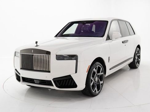 New 2026 Rolls-Royce Cullinan Black Badge image 1
