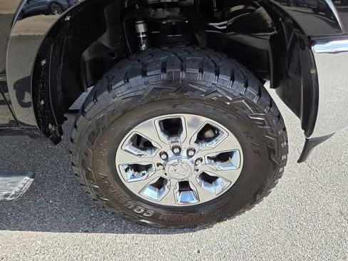 Used 2024 RAM 2500 Limited AWD/4WD image 16
