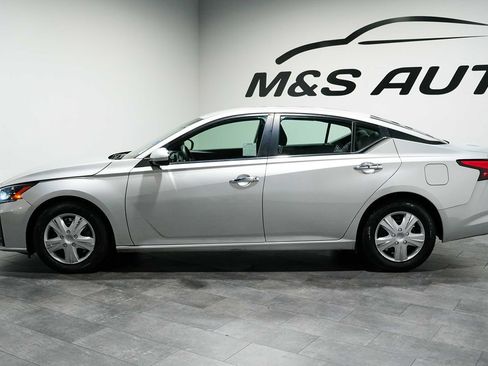 Used 2023 Nissan Altima 2.5 S FWD image 3