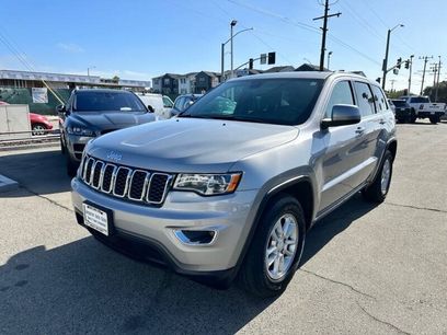 Used 2018 Jeep Grand Cherokee Laredo