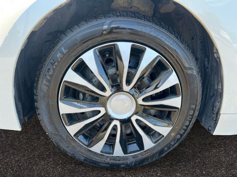 Used 2020 Toyota Corolla LE w/ Carpet Mat Package (TMS) FWD image 14