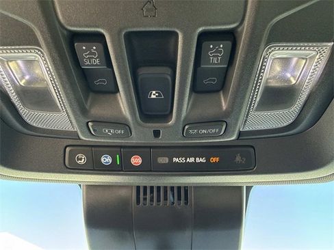 Used 2024 GMC Sierra 1500 AT4 w/ Technology Package image 19