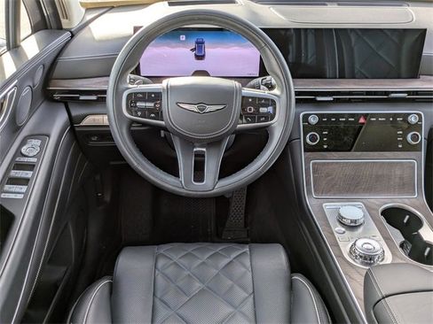 Used 2025 Genesis GV80 3.5T Prestige image 11
