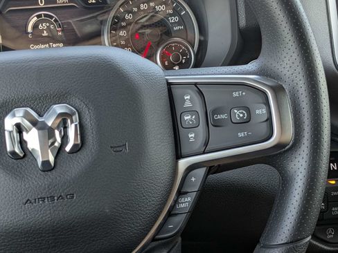New 2026 RAM 1500 Express AWD/4WD image 24