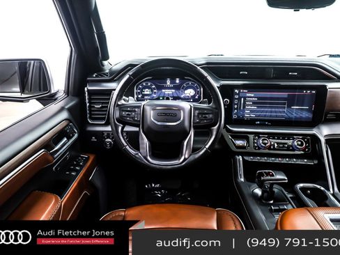 Used 2022 GMC Sierra 1500 Denali Ultimate image 5