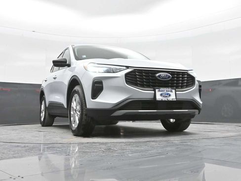 Used 2025 Ford Escape Active image 34