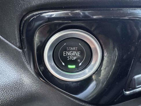 Used 2024 GMC Sierra 3500 SLE w/ SLE Value Package AWD/4WD image 32