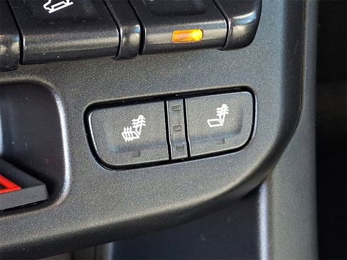 Used 2021 GMC Canyon AT4 image 26