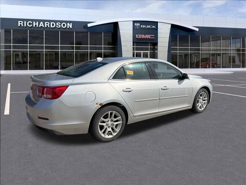 Used 2013 Chevrolet Malibu LT w/ Power Convenience Package image 10