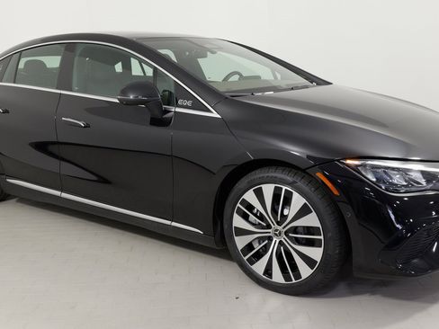Used 2023 Mercedes-Benz EQE 500 4MATIC Sedan image 8