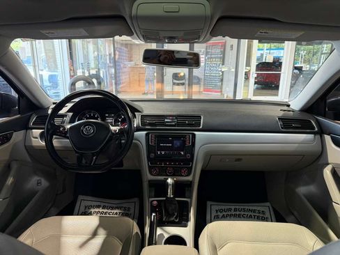 Used 2019 Volkswagen Passat 2.0T Wolfsburg FWD image 21