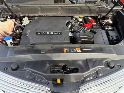 Used 2016 Lincoln MKX Select w/ Select Plus Package image 25