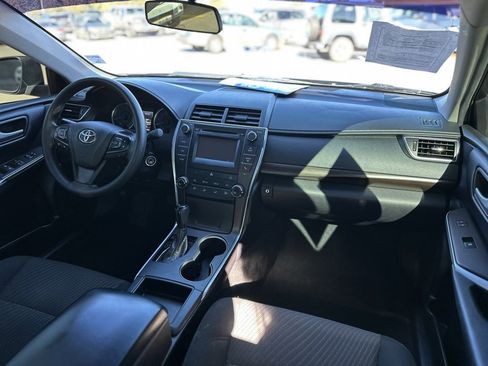 Used 2017 Toyota Camry LE image 16