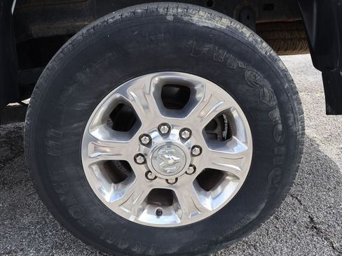 Used 2024 RAM 2500 Big Horn AWD/4WD image 13