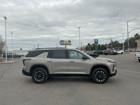 New 2026 Chevrolet Traverse Z71 w/ Driver Confidence Package image 2
