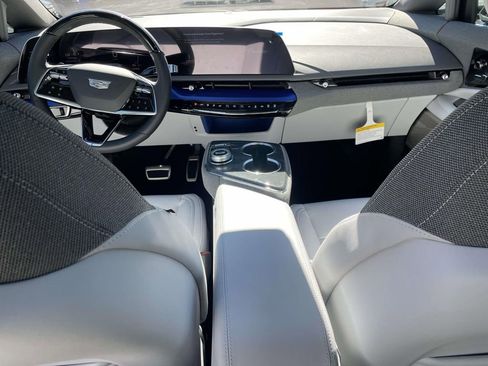 New 2026 Cadillac Optiq Sport 1 image 14