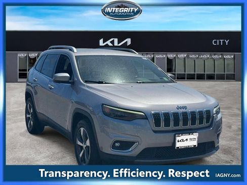 Used 2019 Jeep Cherokee Limited AWD/4WD image 1