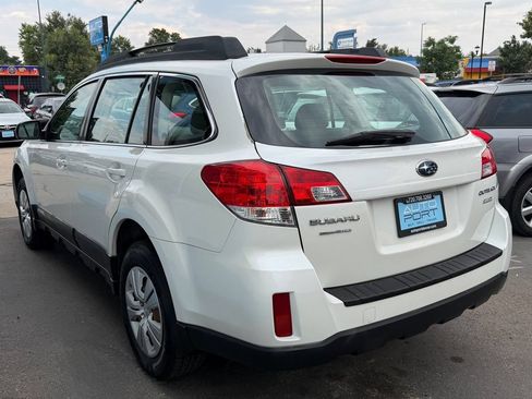 Used 2014 Subaru Outback 2.5i AWD/4WD image 4