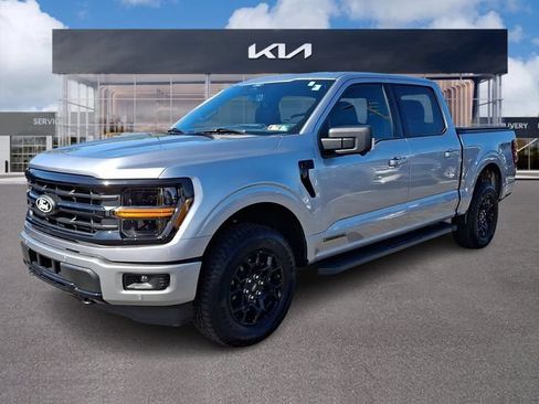 Used 2025 Ford F150 XLT w/ Equipment Group 302A MID AWD/4WD image 3