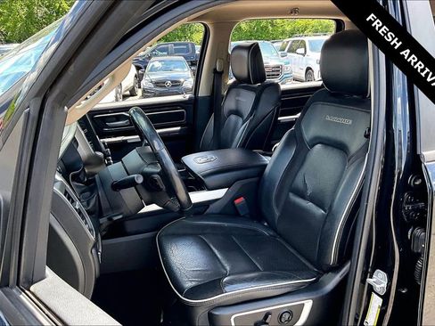 Used 2019 RAM 1500 Laramie AWD/4WD image 22