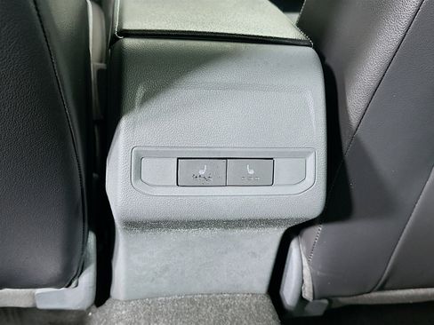 New 2026 Volkswagen Jetta SEL image 25