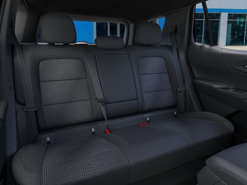 New 2026 Chevrolet Equinox LT w/ Safety and Technology Package image 17