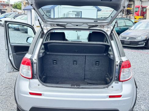 Used 2012 Suzuki SX4 AWD Hatchback image 10