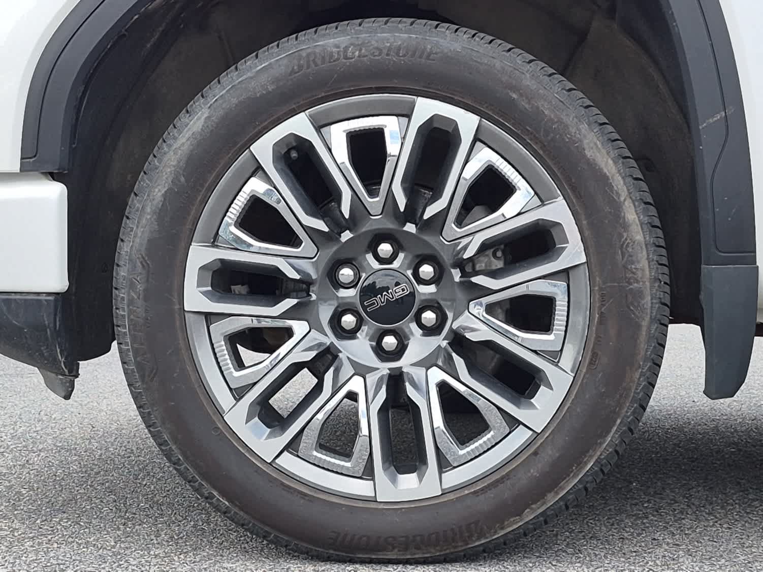 Used 2023 GMC Sierra 1500 Denali Ultimate AWD/4WD image 8