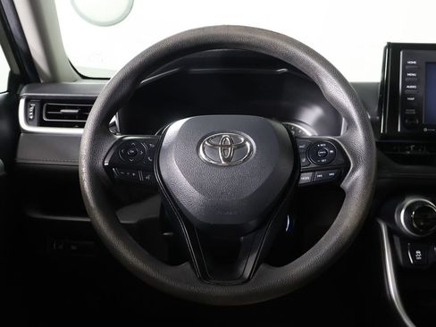 Used 2021 Toyota RAV4 LE AWD/4WD image 31