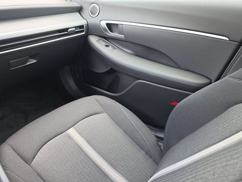 New 2026 Hyundai Sonata SEL FWD image 18
