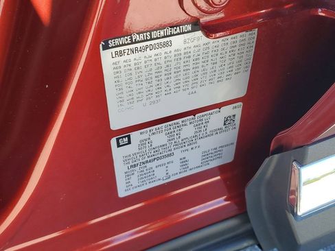 Used 2023 Buick Envision Essence image 50