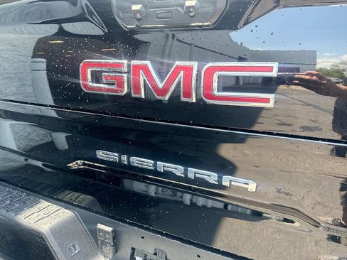 New 2026 GMC Sierra 1500 AT4X AWD/4WD image 28