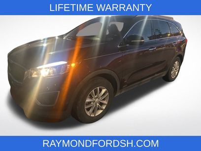 Used 2016 Kia Sorento LX w/ LX Convenience Package