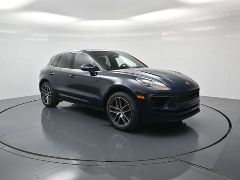 Used 2022 Porsche Macan S image 32