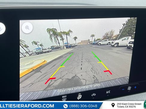 New 2025 Ford Maverick XLT image 19