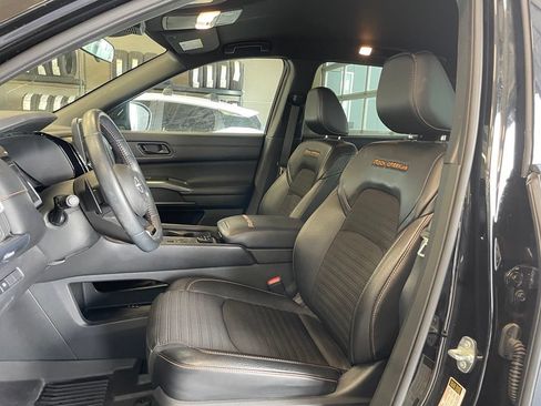 Certified 2024 Nissan Pathfinder Rock Creek AWD/4WD image 10