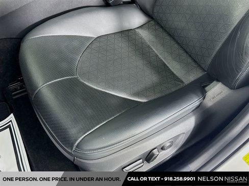 Used 2020 Toyota Camry XSE w/ Driver Assist Package FWD image 19