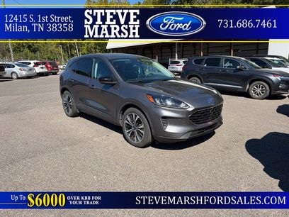 Used 2022 Ford Escape SE w/ SE Sport Appearance Package