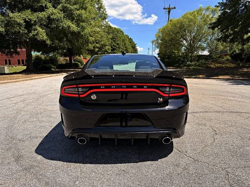 Used 2020 Dodge Charger Scat Pack RWD image 6