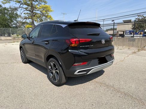 Used 2023 Buick Encore GX Select FWD image 5