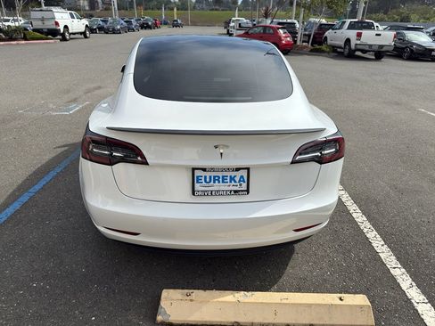 Used 2021 Tesla Model 3 Performance image 14