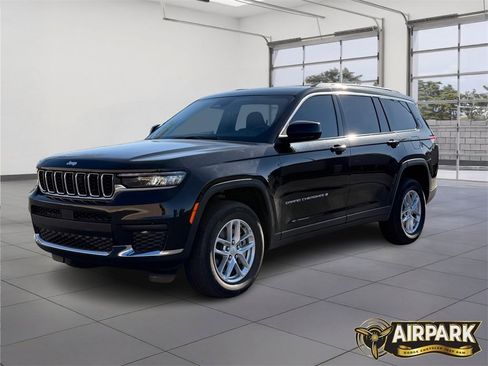 New 2025 Jeep Grand Cherokee L Laredo w/ Luxury Tech Group I image 9