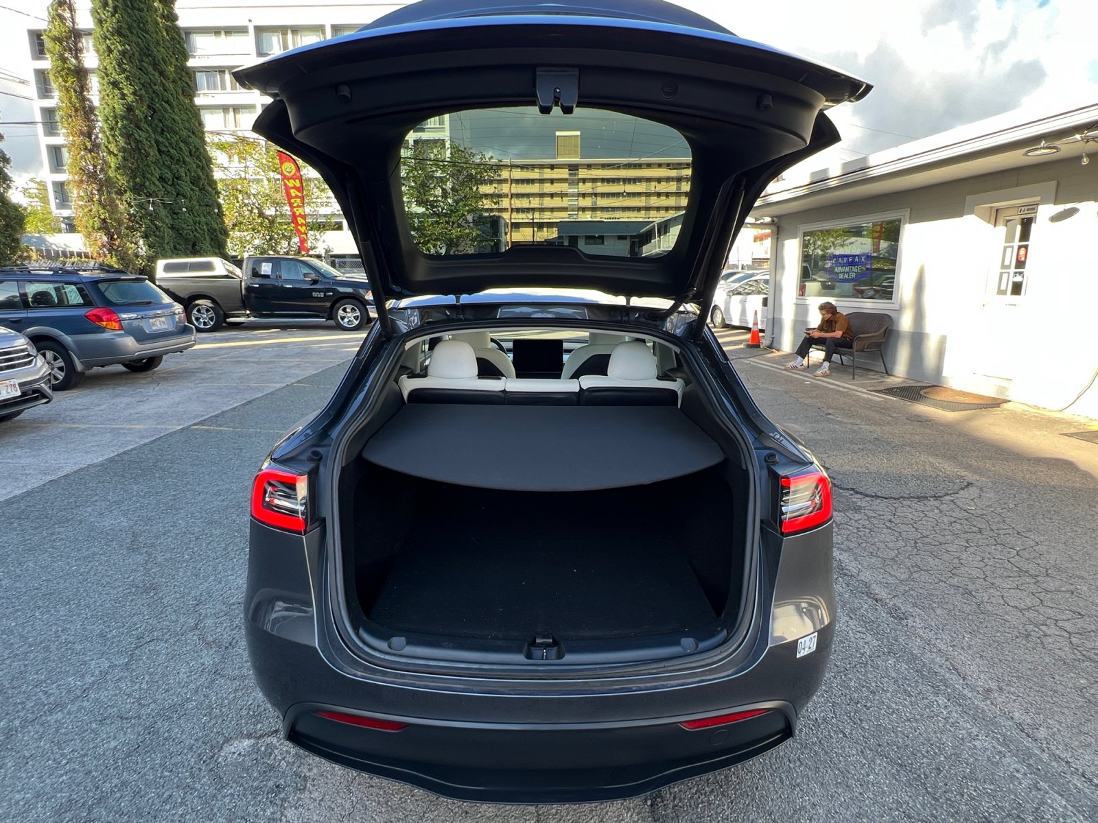 Used 2023 Tesla Model Y AWD image 17