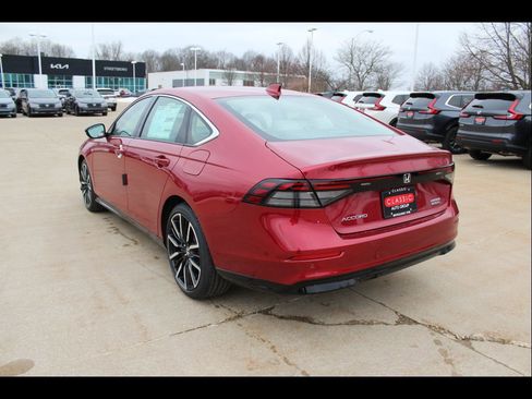 New 2026 Honda Accord Touring image 5