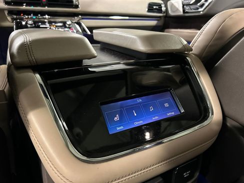 Used 2022 Lincoln Navigator L Reserve AWD/4WD image 26