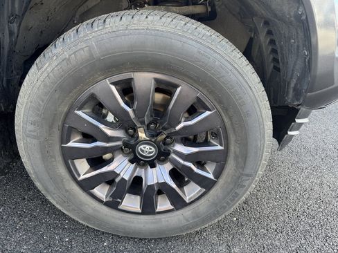 Used 2023 Toyota Tacoma Limited w/ Nightshade Package image 24