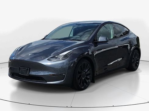 Used 2022 Tesla Model Y Performance AWD/4WD image 11
